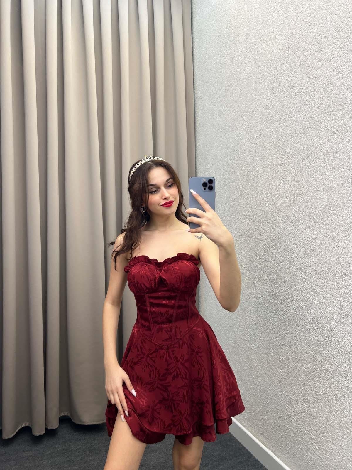 Straplez Model Kat Kat Volanlı Bordo Jarse Mini Şort Elbise