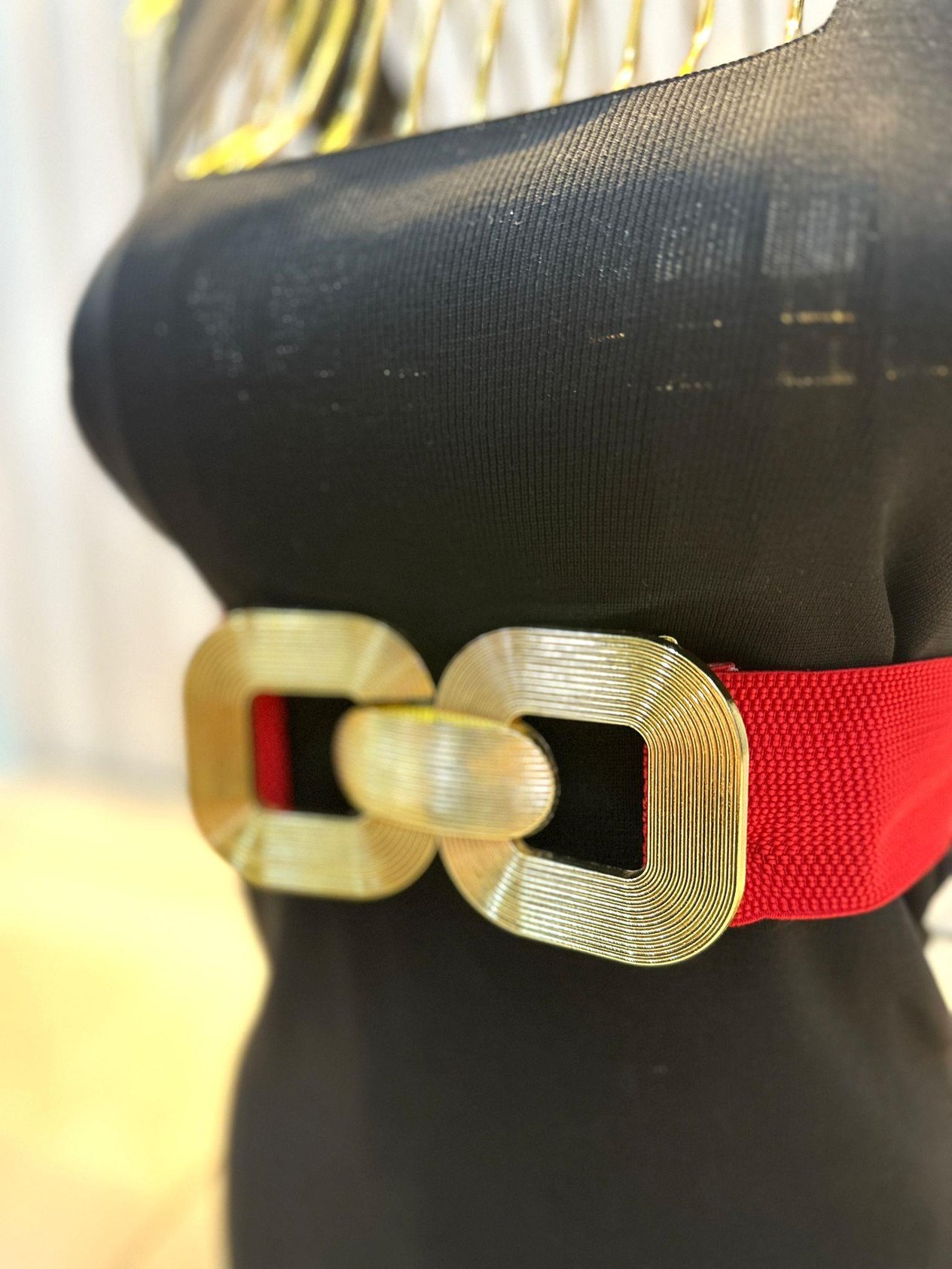 Gold Tokalı Lastikli Kadın Kemer - Kırmızı