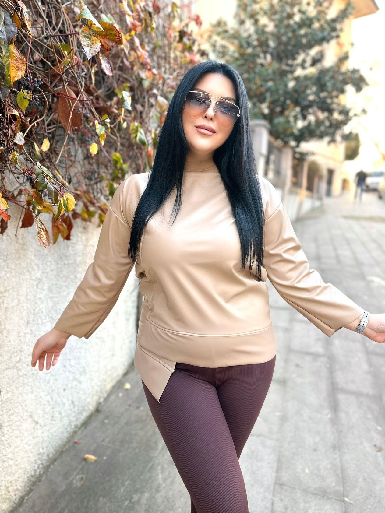 Oversize Şardonlu Deri Detaylı Kadın Sweatshirt - Camel 