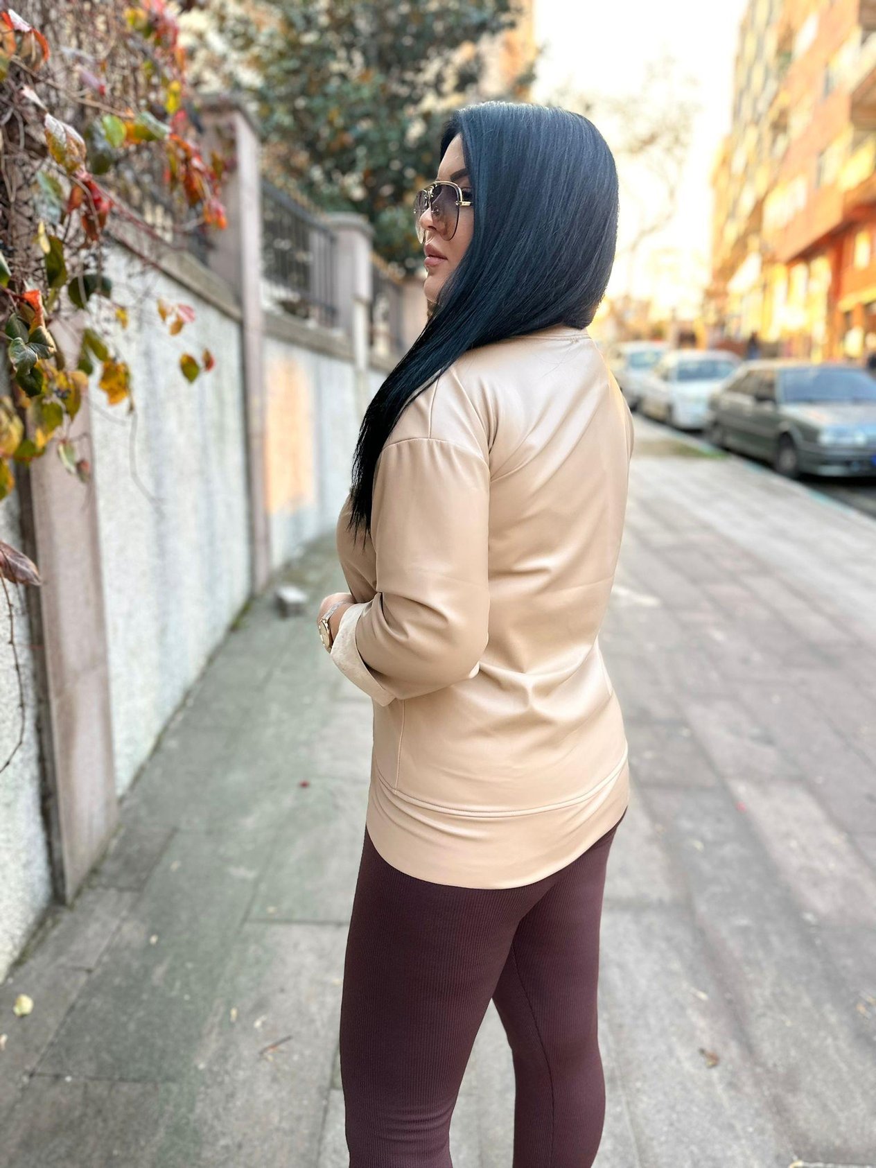Oversize Şardonlu Deri Detaylı Kadın Sweatshirt - Camel 