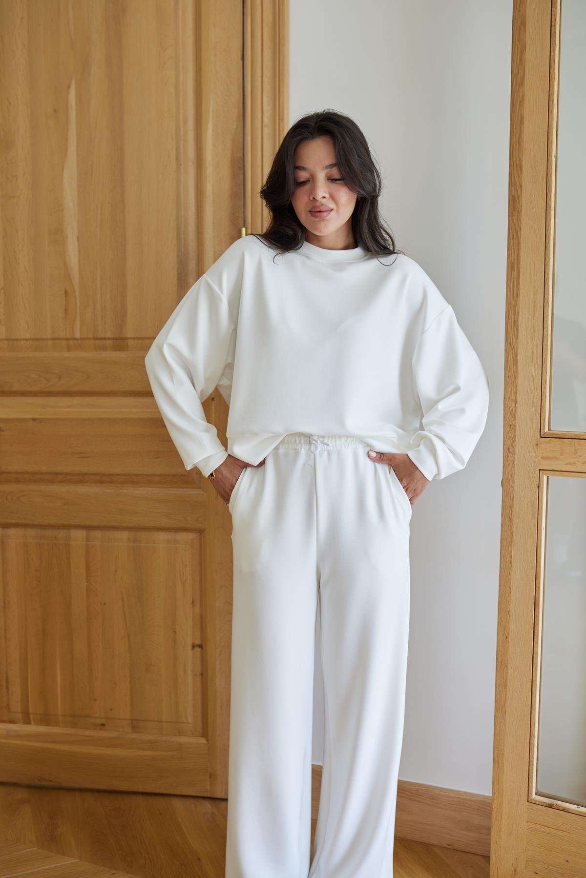 Beyaz Oversize Uzun Kollu Sweat Pantolon Takım
