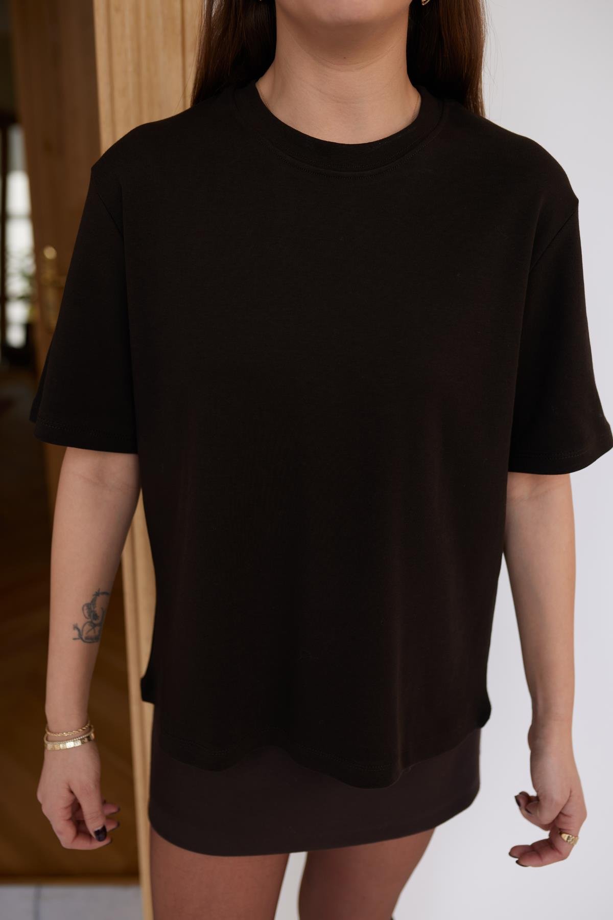 Kahve Koton Kumaş Bisiklet Yaka Basic T-Shirt