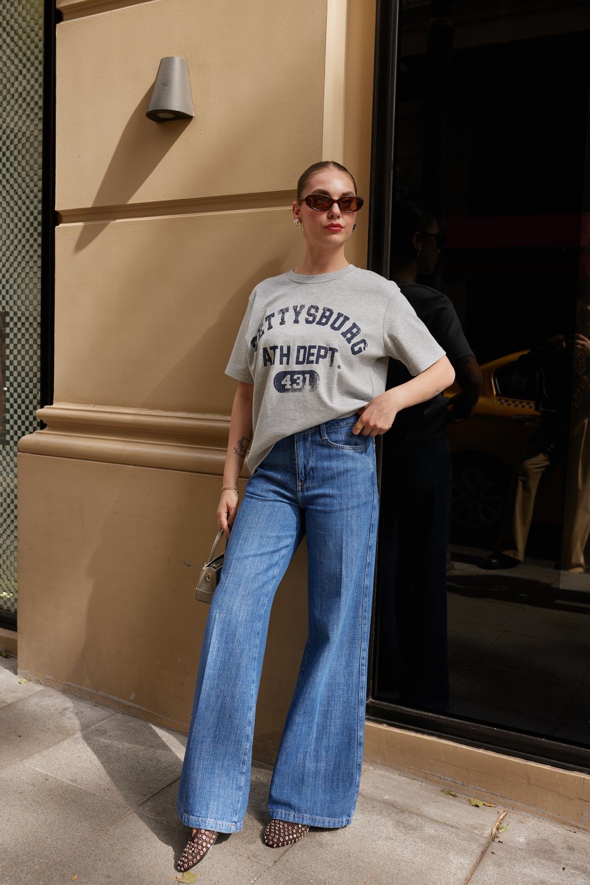 Klasik Jean Rengi Yüksek Bel Bol Paça Denim Pantolon