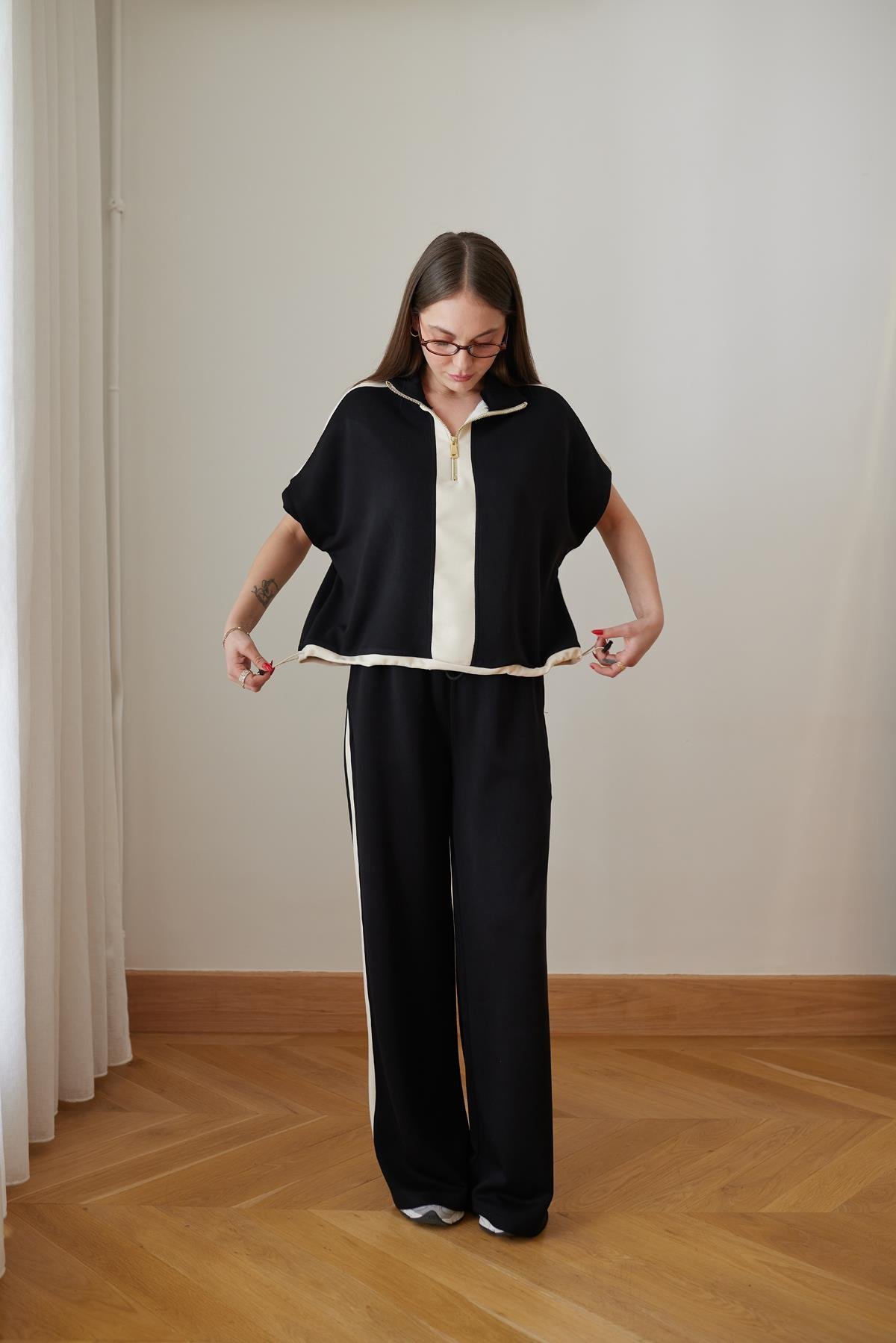 Siyah-Bej Yarım Fermuarlı Sweat Pantolon Modal Kumaş Takım