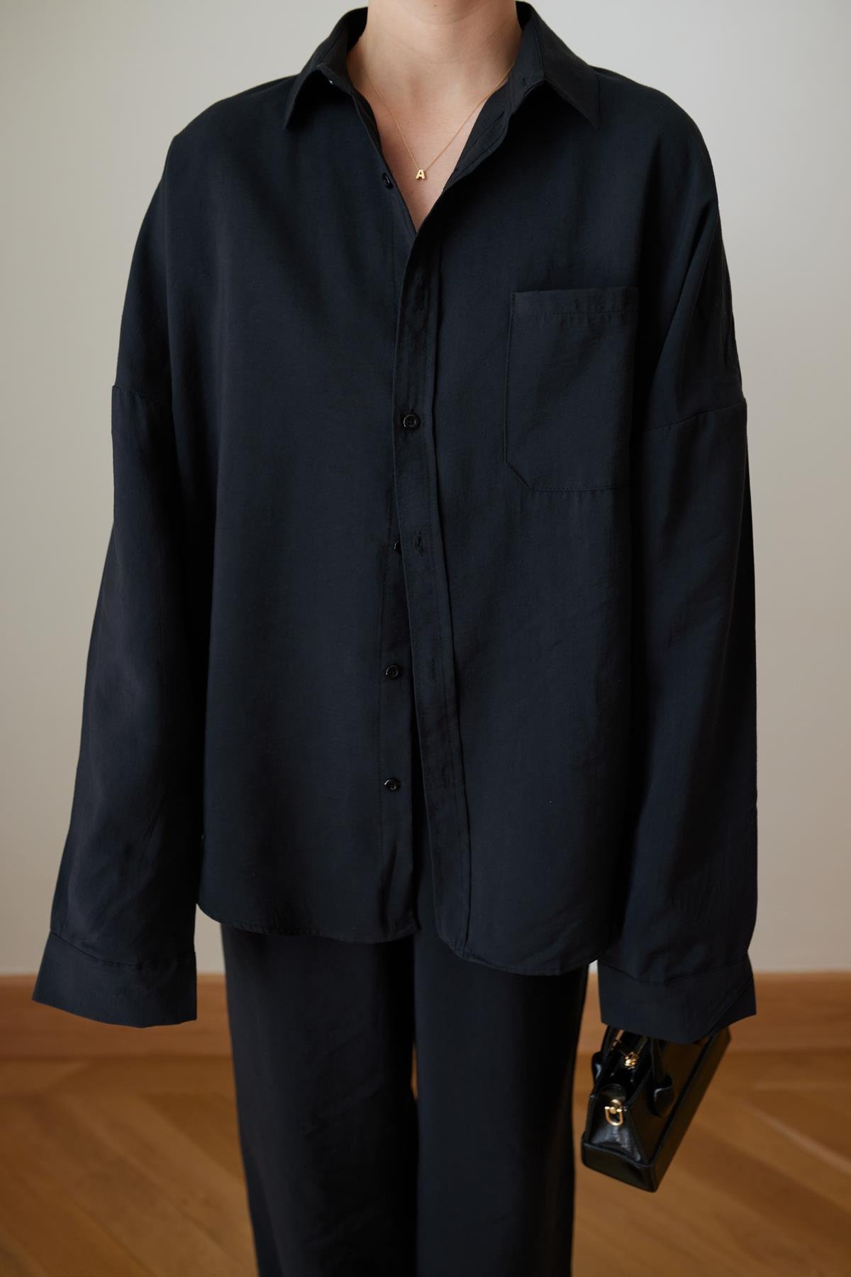 Siyah Oversize Gömlek Ve Beli Lastikli Pantolon Keten Takım