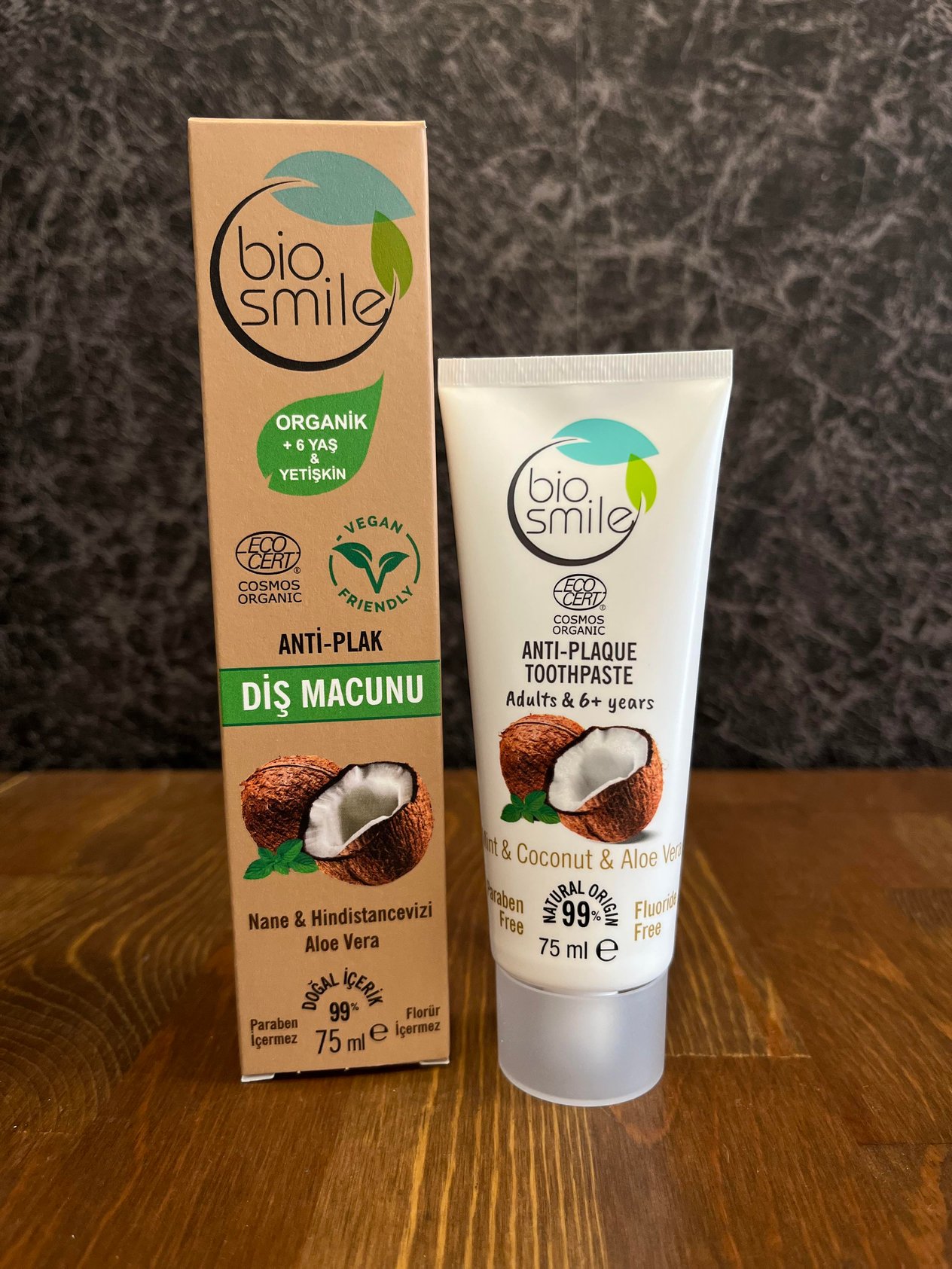 Bio Smile Organik Anti Plak Diş Macunu Nane & Hindistan Cevizi & Aloe Vera 75 ml