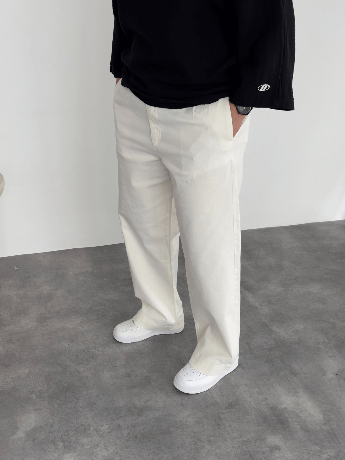 Beyaz Ön Pileli Baggy Gabardin Pantolon