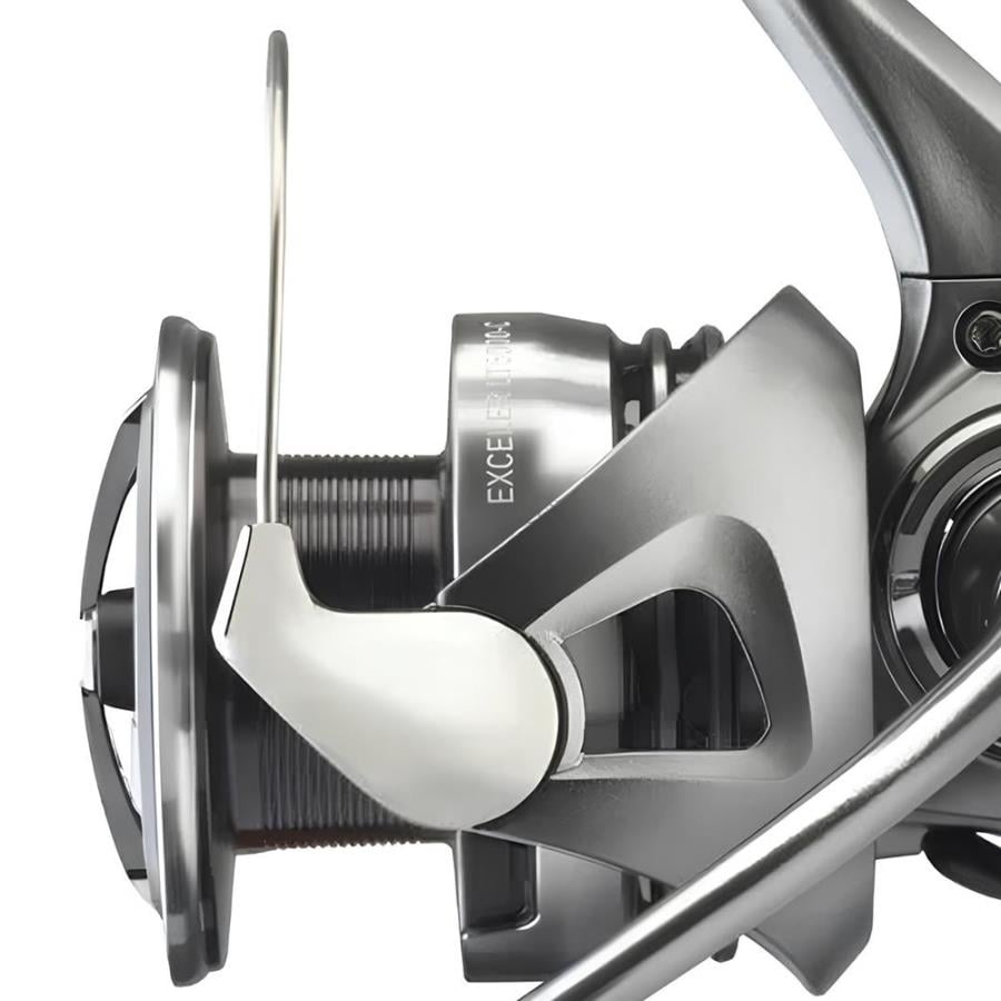 Daiwa Exceler 23 LT 4000C Spin MakinesiDAİWA