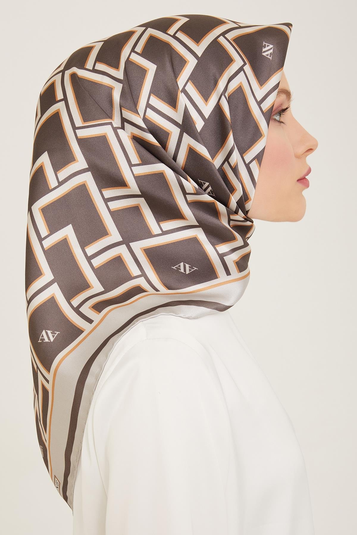 Armine Sura İpek Eşarp 9132-82