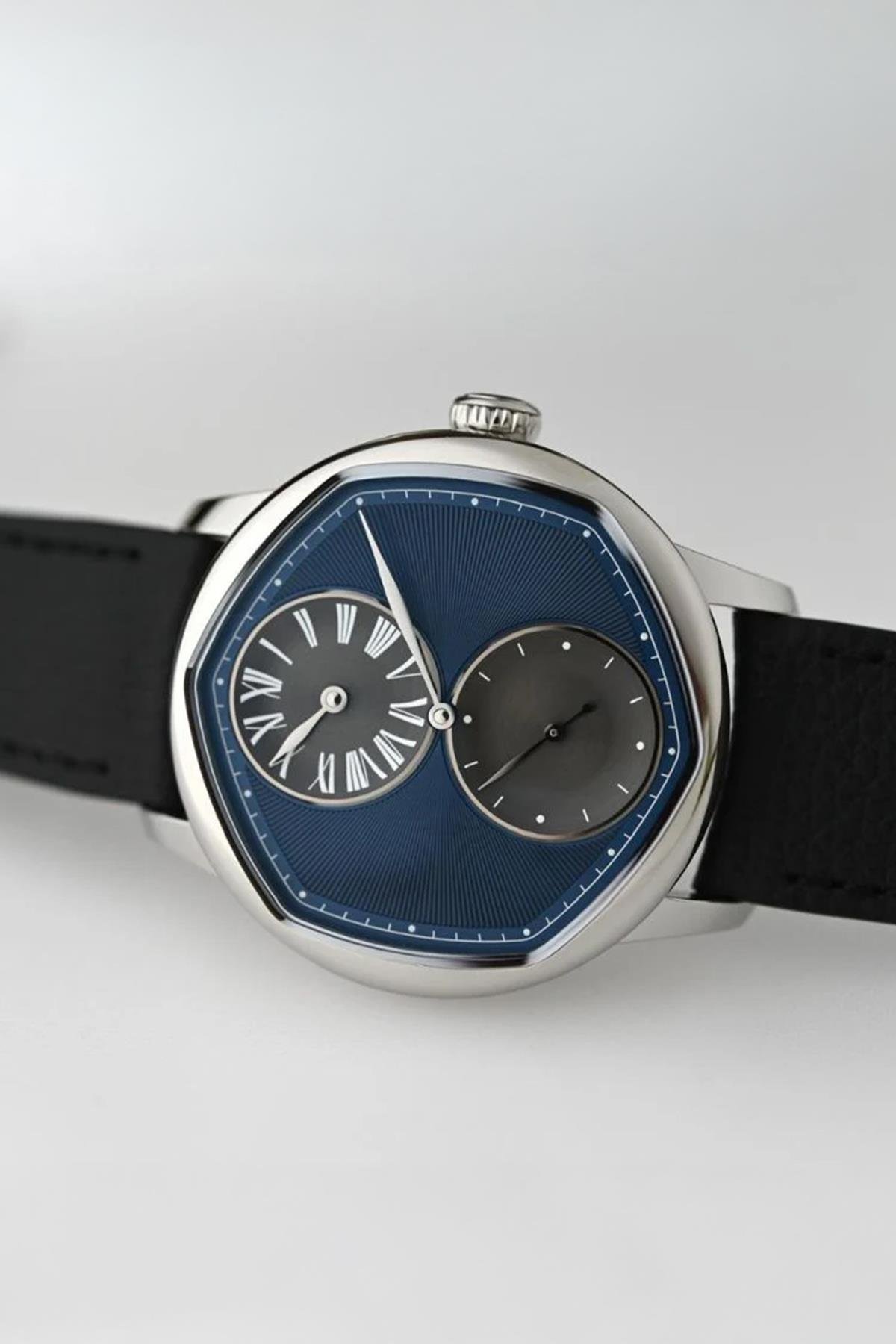 Le Régulateur Louis Erard X Cédric Johner Blue