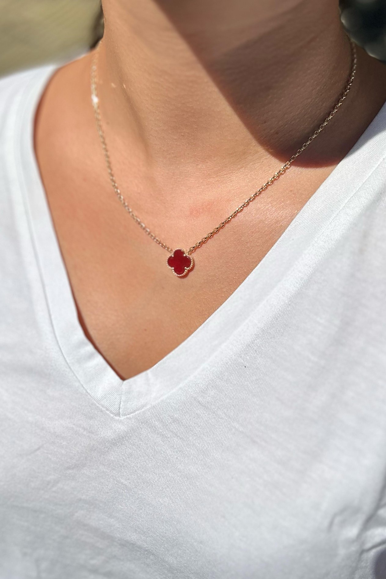 Bordo Renk Yonca Kolye