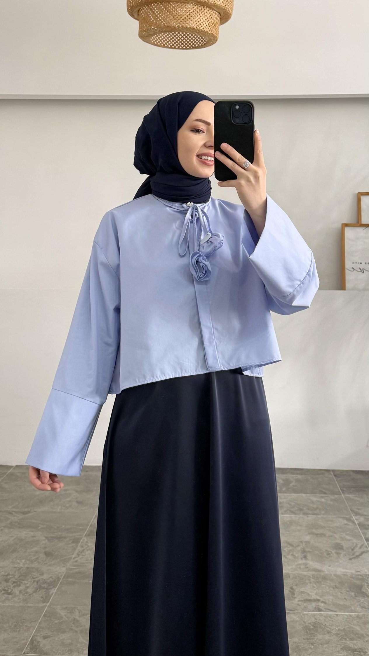 Zanie Biyeli Çiçek Detaylı Mavi Gömlek