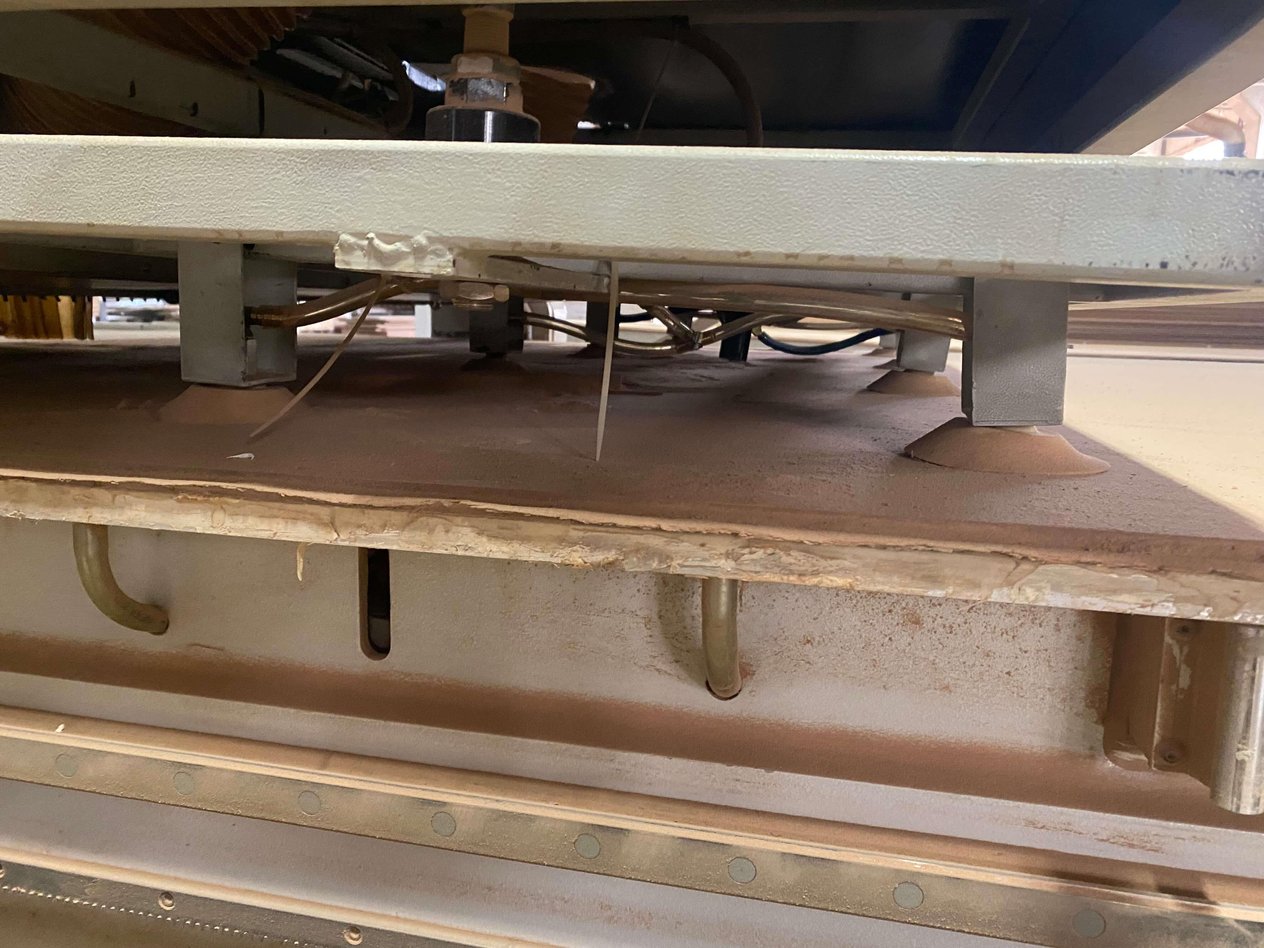 AES Raptor 2128 Yüklemeli Boşaltmalı Düz Tabla Cnc (2011)