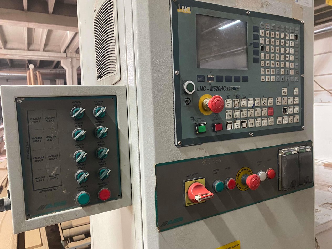 AES Raptor 2128 Yüklemeli Boşaltmalı Düz Tabla Cnc (2011)