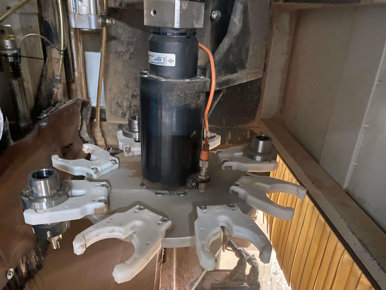 AES Raptor 2128 Yüklemeli Boşaltmalı Düz Tabla Cnc (2011)