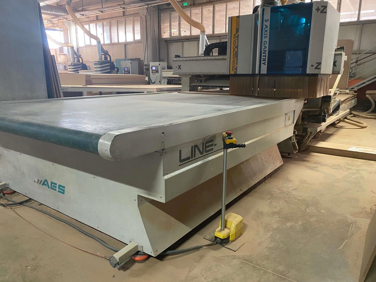 AES Raptor 2128 Yüklemeli Boşaltmalı Düz Tabla Cnc (2011)