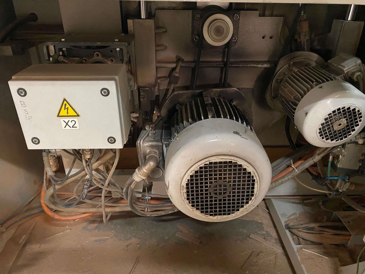 Mayer PS Z 9 Önden Yüklemeli Panel Ebatlama Makinesi (2006)