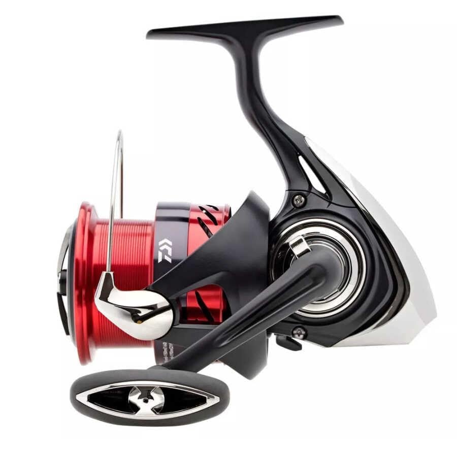 Daiwa Ninja 23 LT 3000 C Spin makinesi - Daiwa
