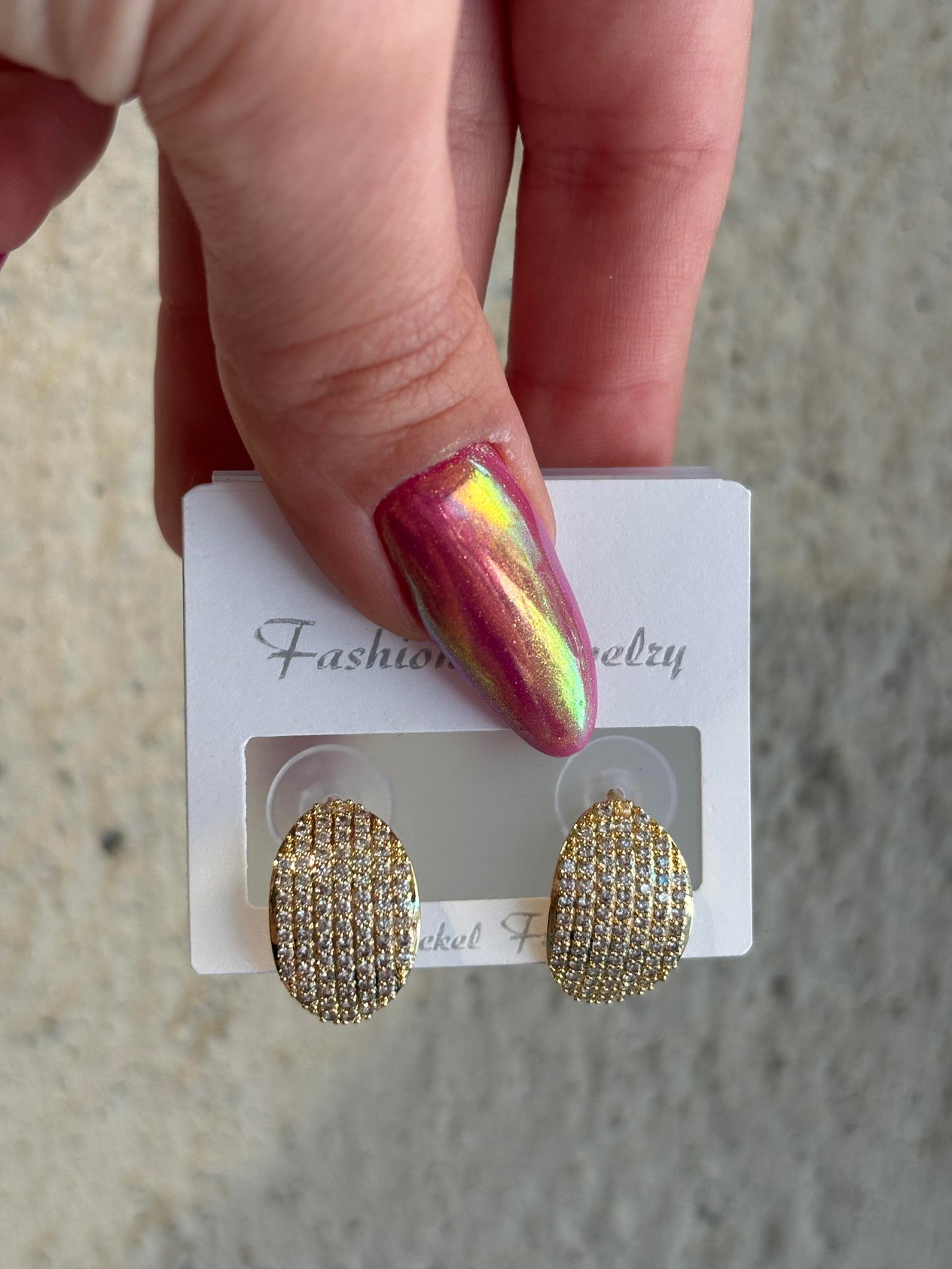 Zirkon Taşlı Oval Gold Çelik Küpe