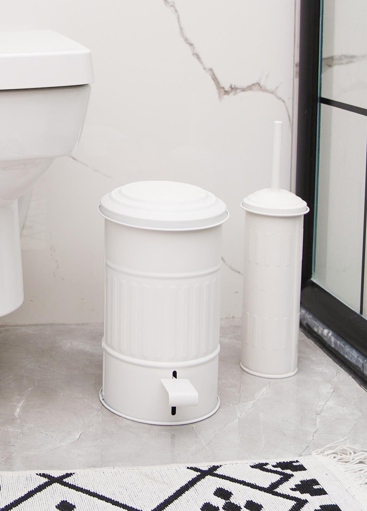 Banyo Çöp Kovası The Mia Çöp Kovası Banyo 5 Lt Beyaz MGL0009