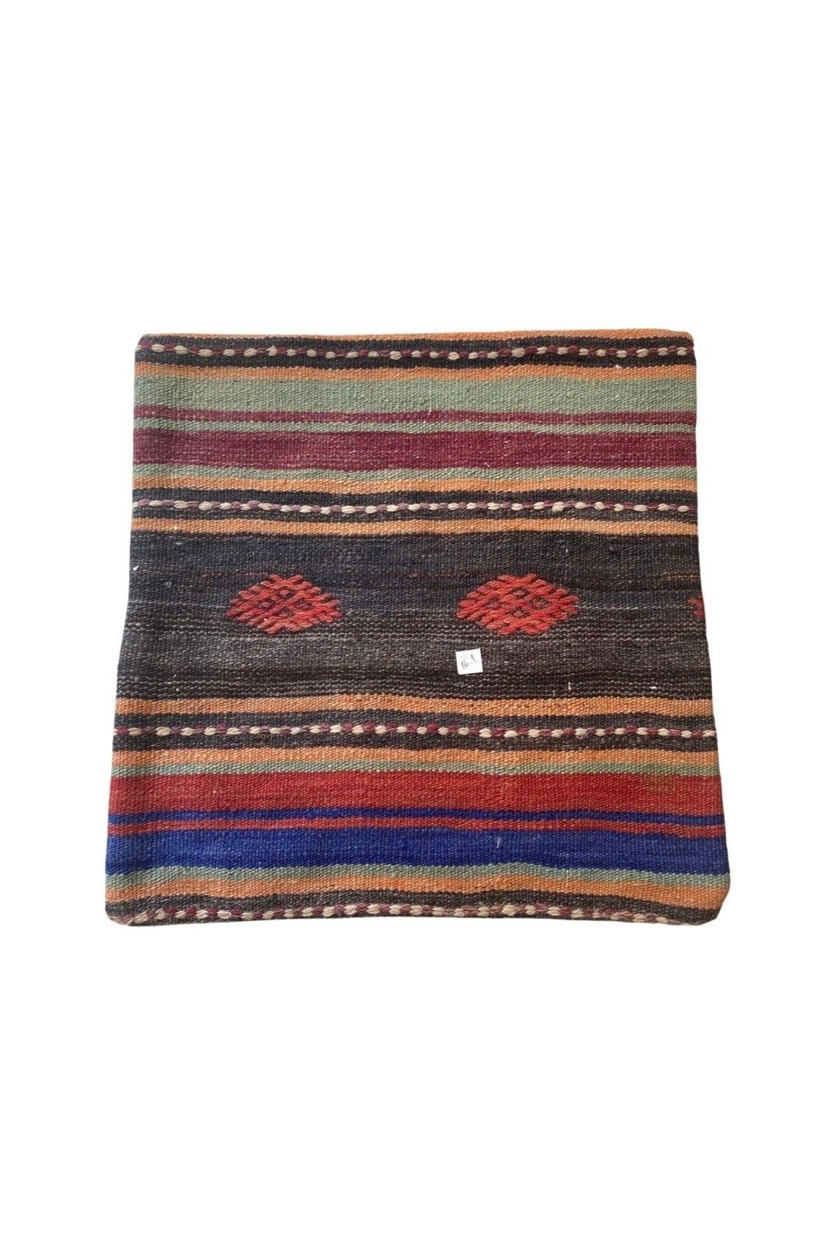 Anadolu Türk Kilimlerinden El Emeği Vintage Yastık Kılıfları 45x45 Cm 16