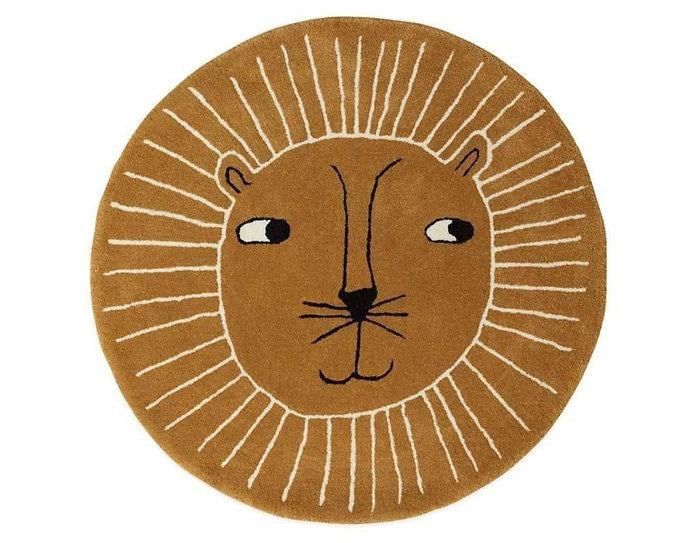 Lion Tuft