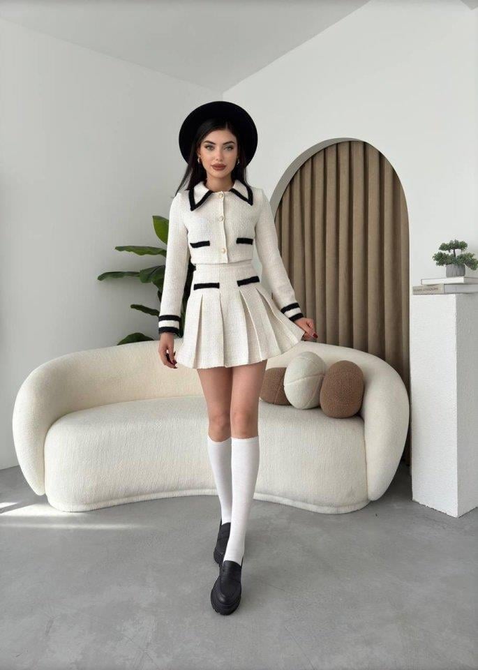 Dora Chanel Takım
