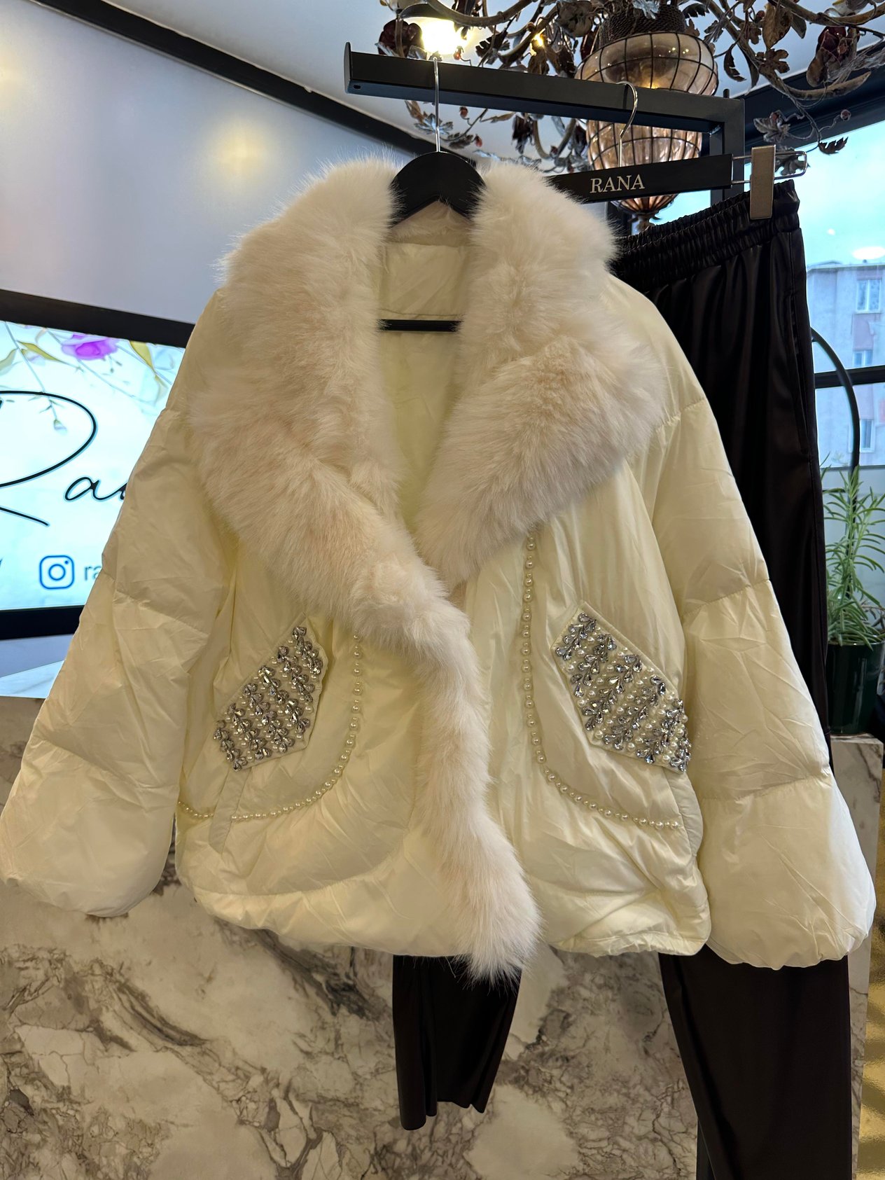 Kürklü İthal Şişme Mont Beyaz
