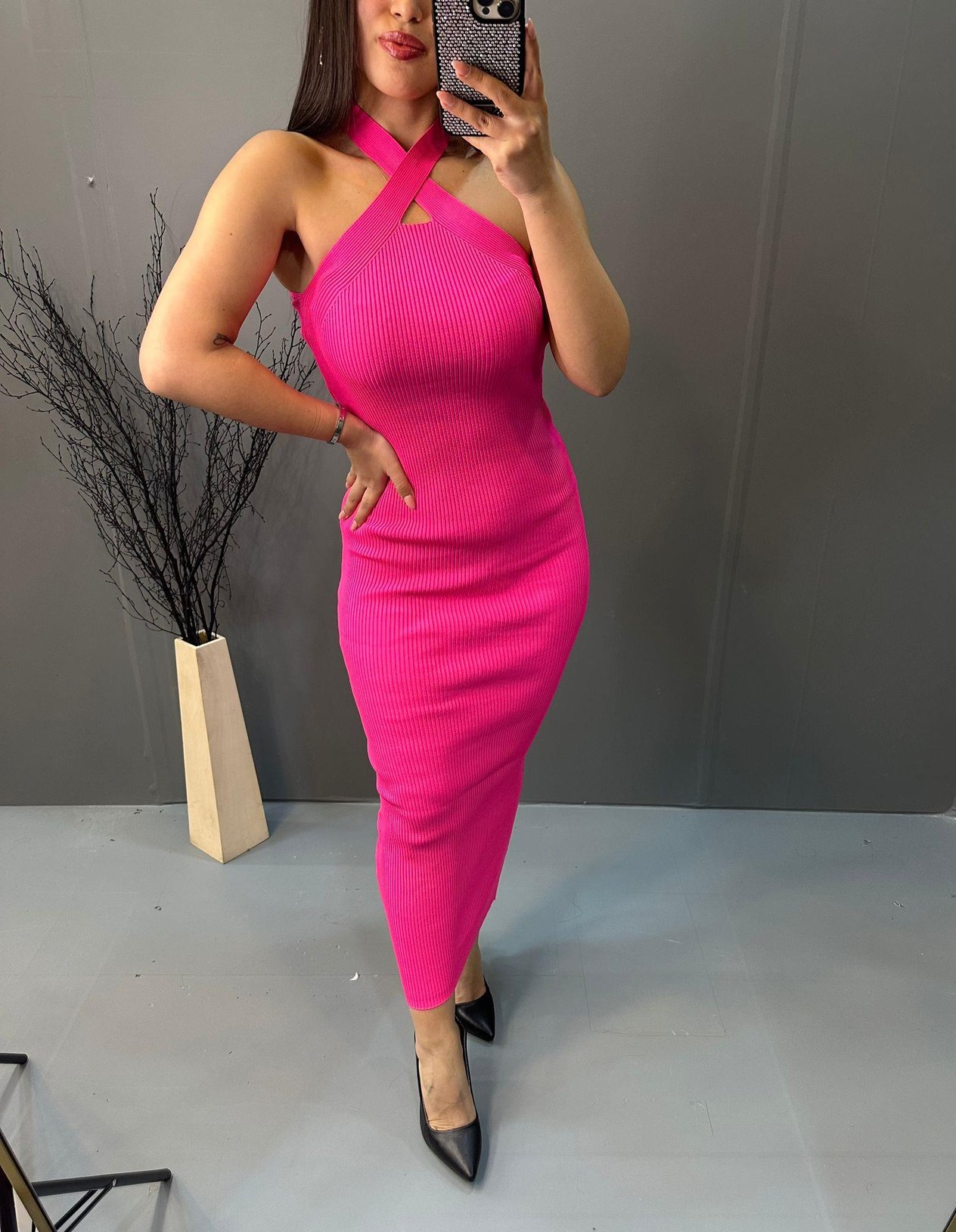 Pembe Çapraz Askılı Elbise