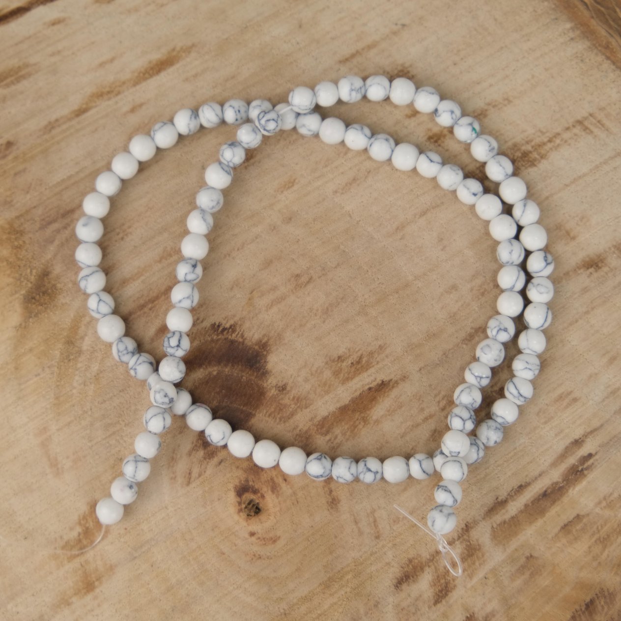 Damarlı Beyaz Mercan Doğaltaş Boncuk Dizisi 4 mm