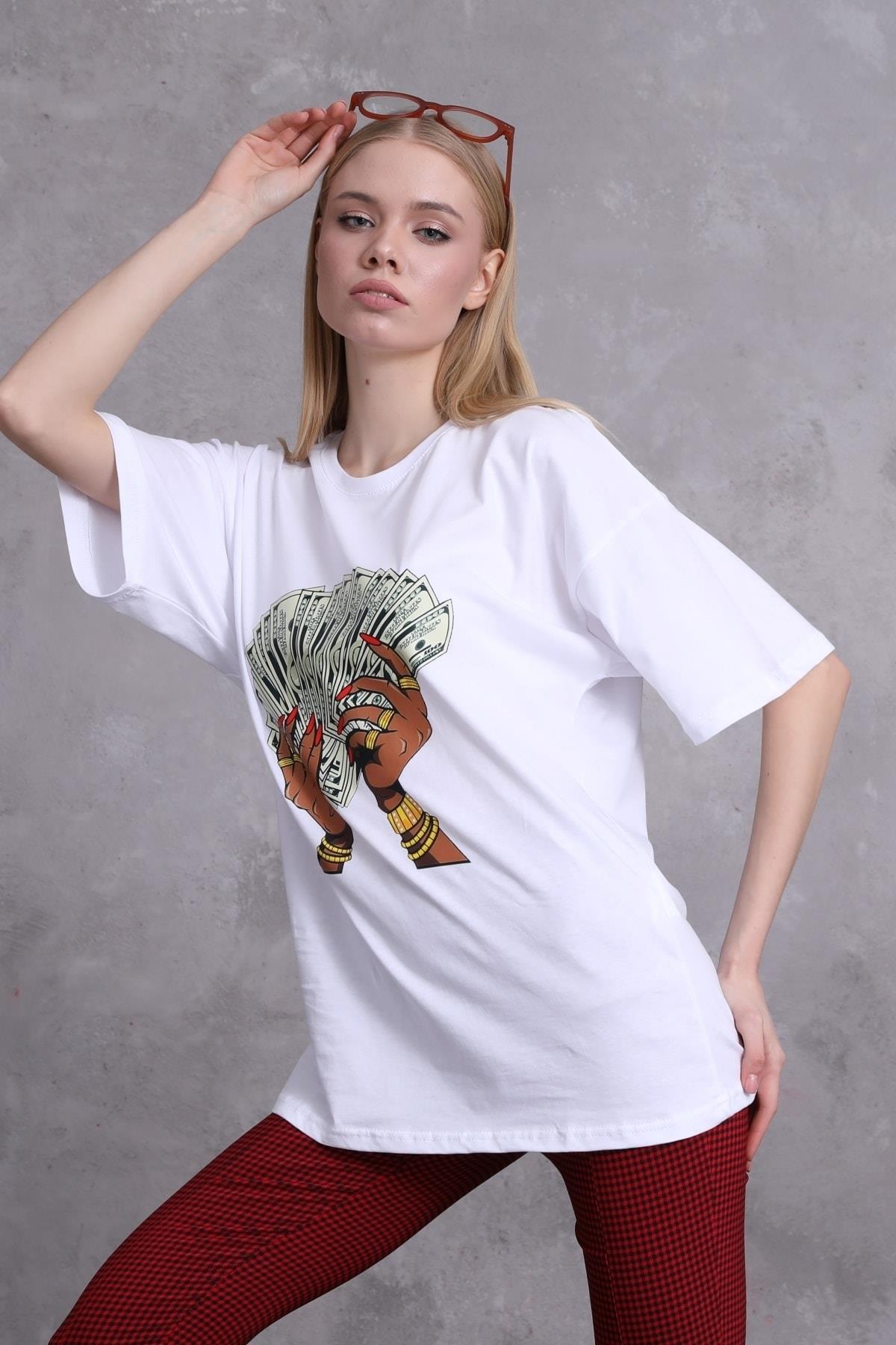Kadın Dollar In My Hand Baskılı Oversize T-shirt