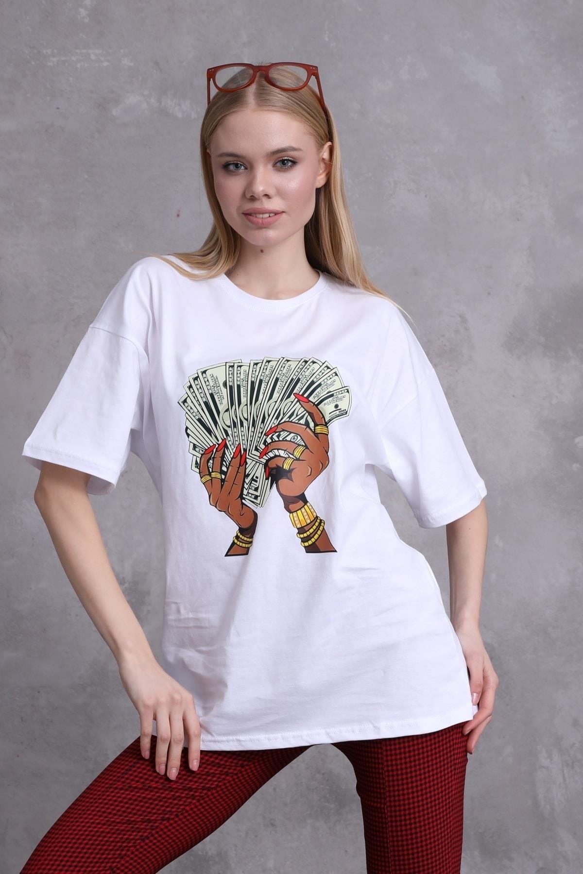 Kadın Dollar In My Hand Baskılı Oversize T-shirt