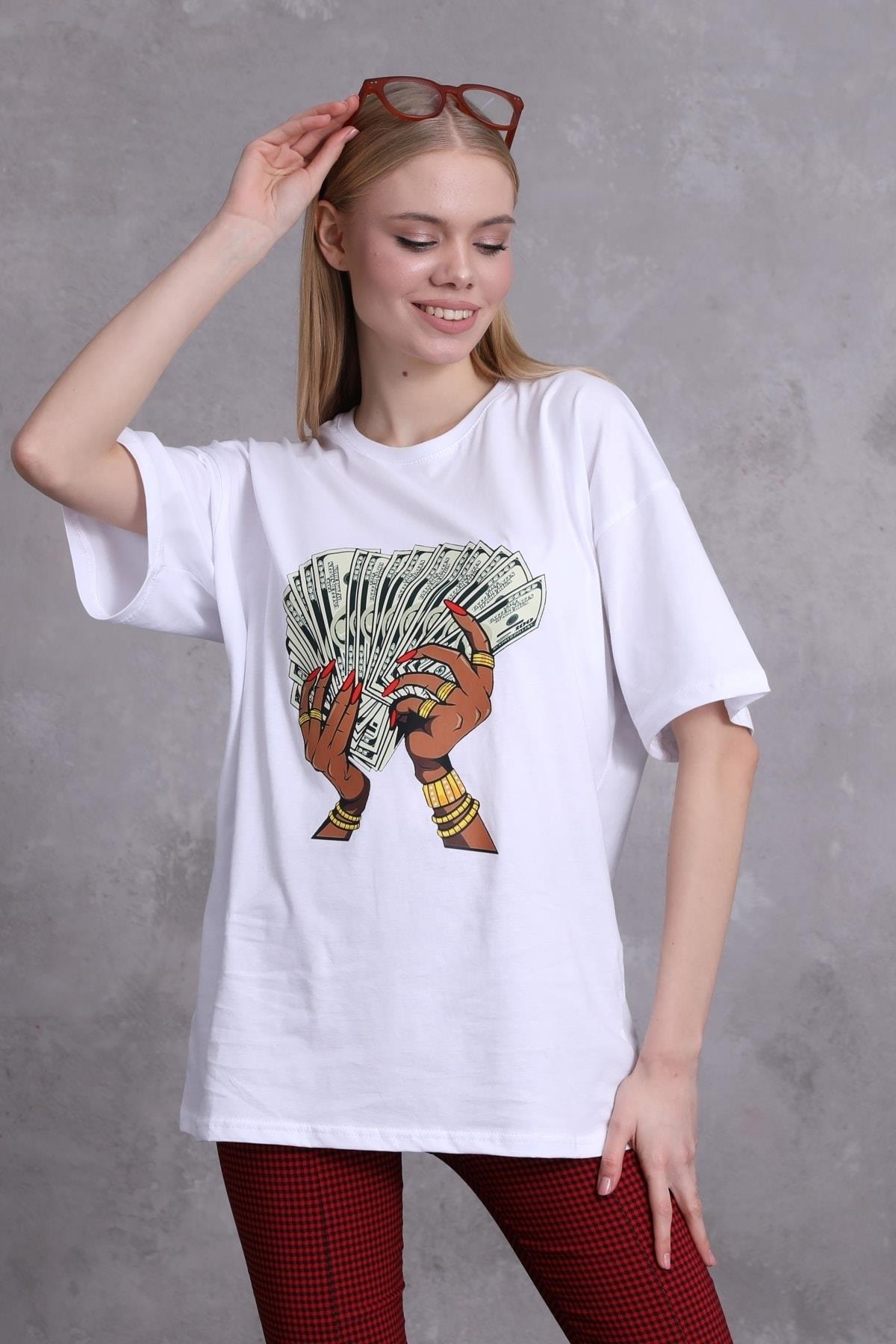 Kadın Dollar In My Hand Baskılı Oversize T-shirt