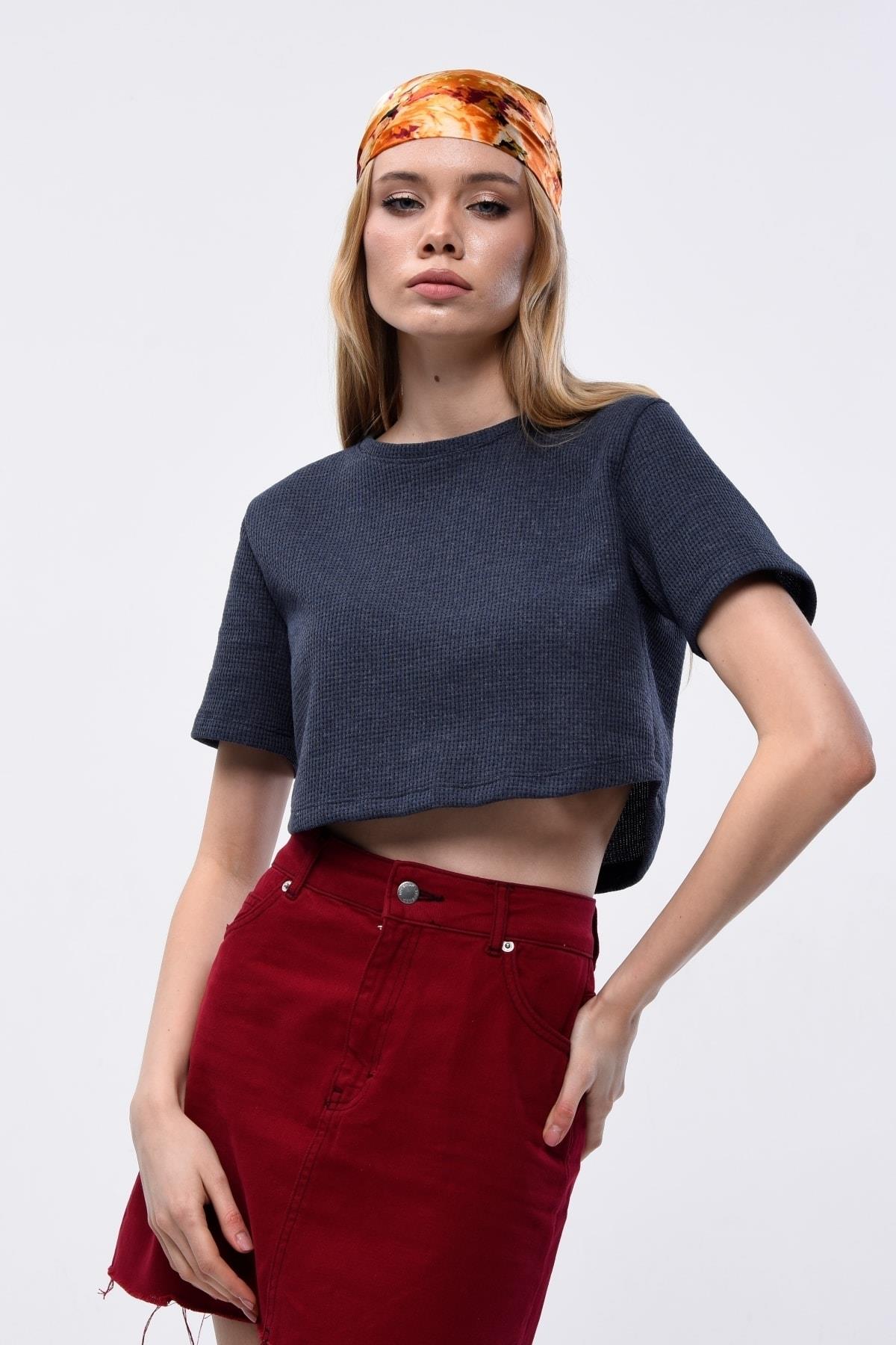 Kadın Waffle Dokulu Bisiklet Yaka Oversize Crop T-shirt