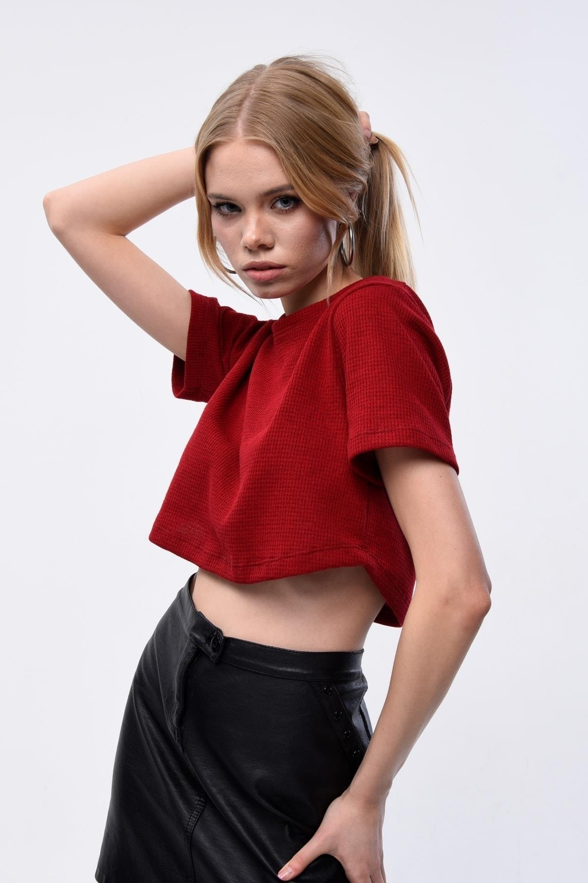 Kadın Waffle Dokulu Bisiklet Yaka Oversize Crop T-shirt