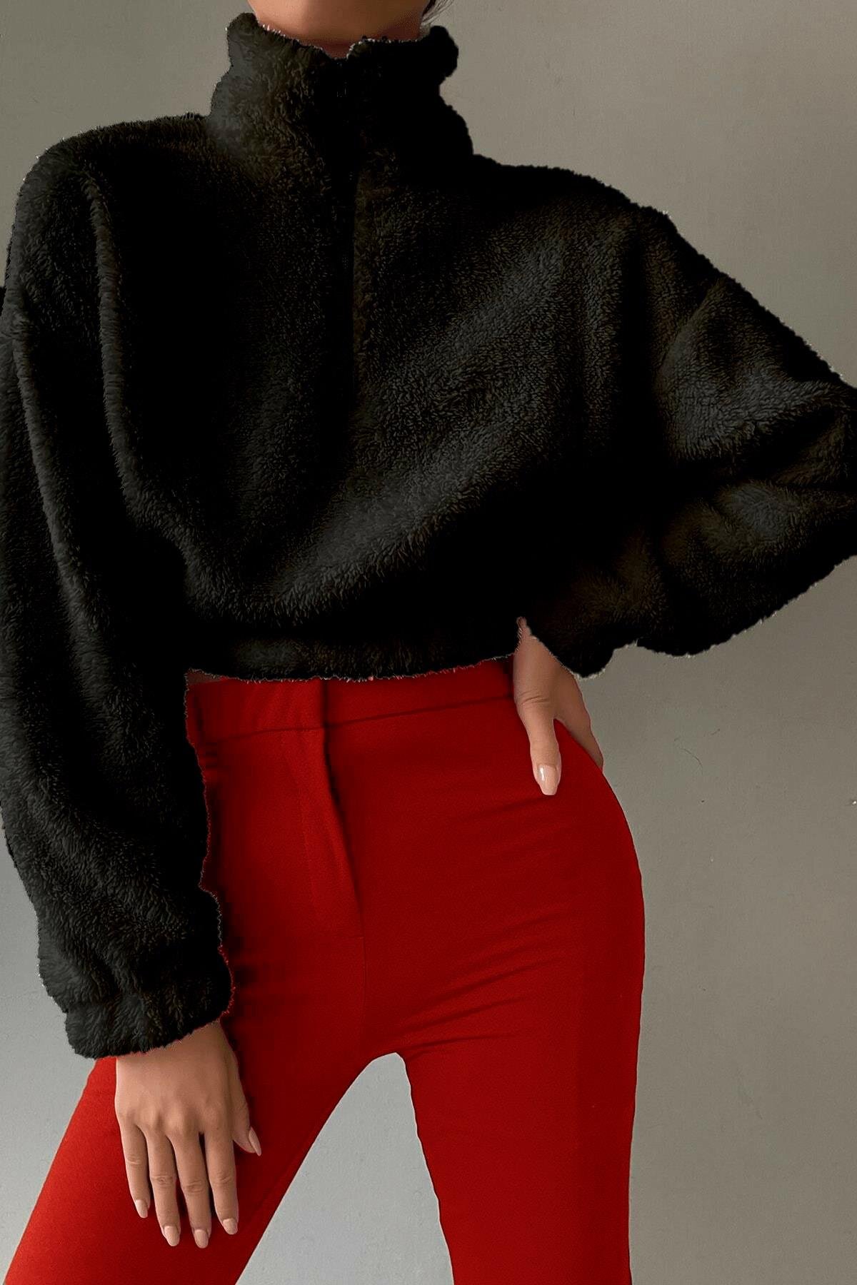 Kadın Yarım Fermuar Gri Balıkçı Peluş Düşük Omuz Kısa Oversize Crop Sweatshirt