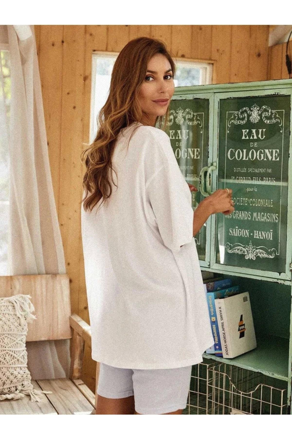 Unisex Oversize Celesitial Baskılı Salaş Kesim T-shirt