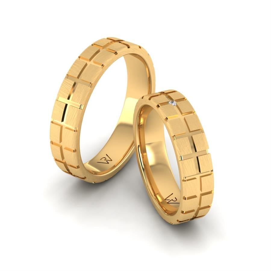Modern Wedding Rings Shining Ivy Yellow Gold