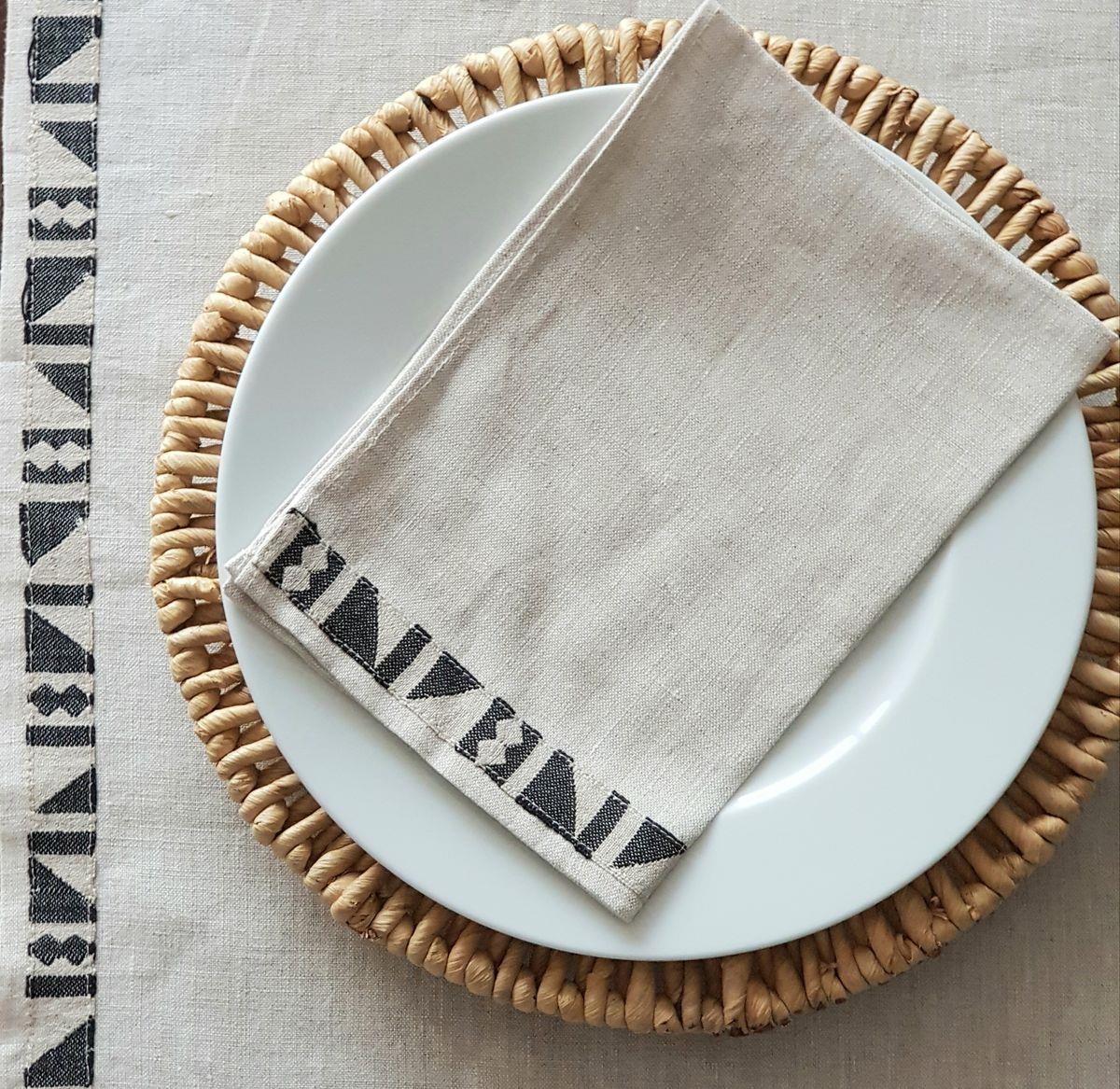 BY143 Table Mat Natural