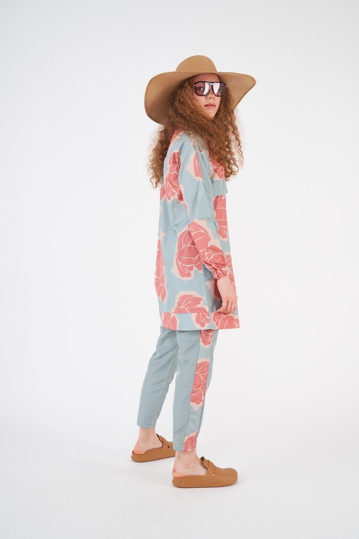 Flower Pattern Covered Swimsuit Mint Short