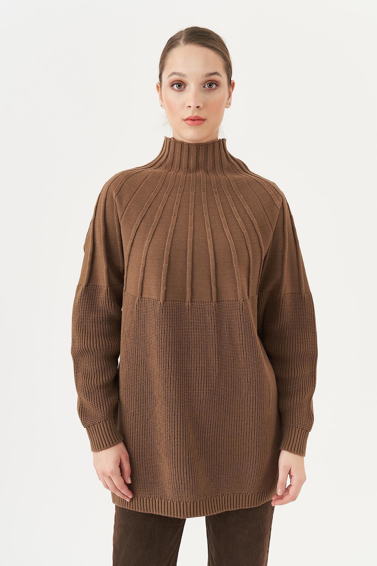 Thick Knit Sweater Brown