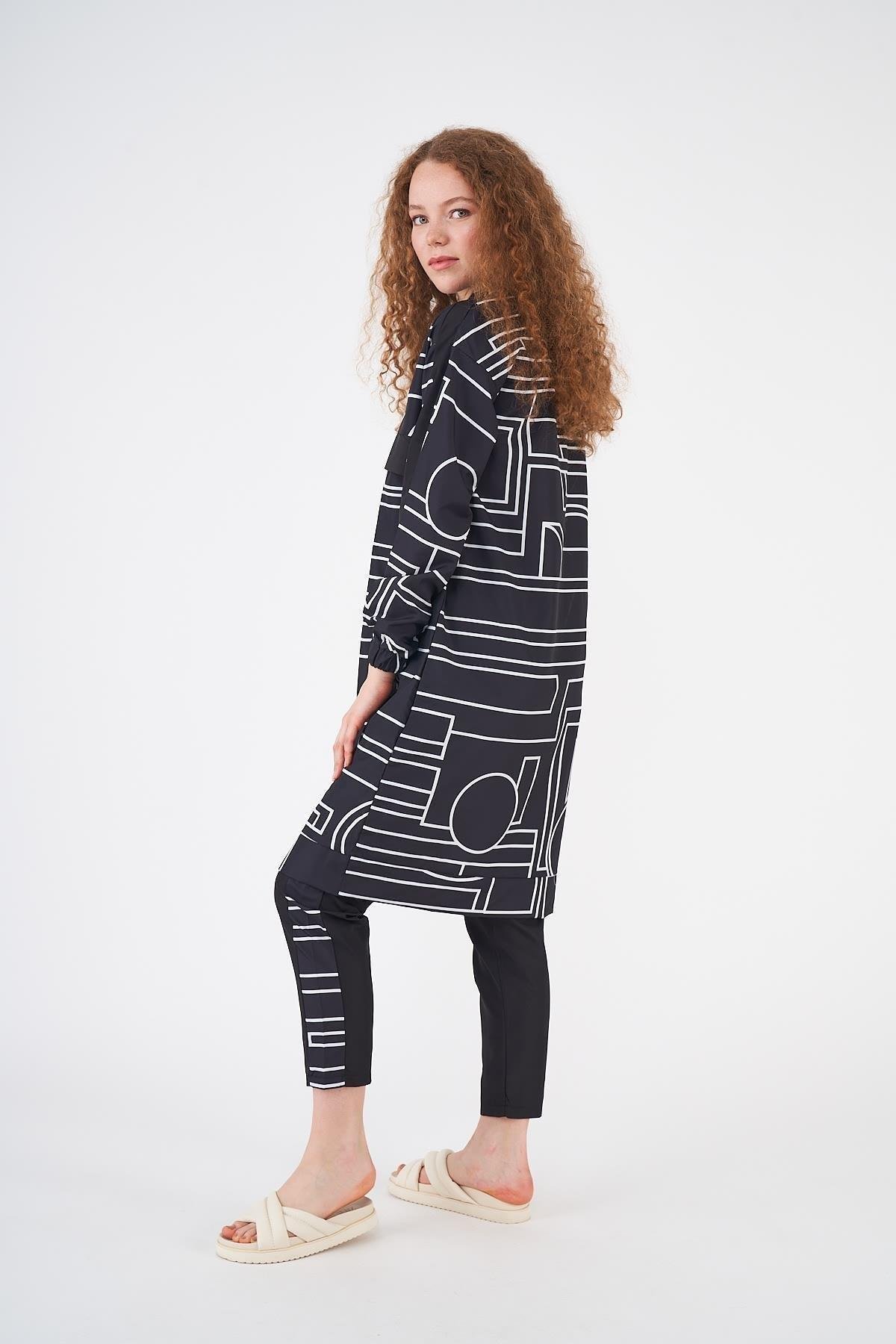Tote Pattern Covered Swimsuit Black Long