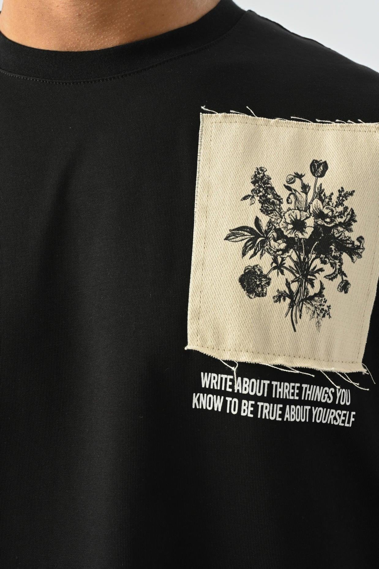 Etnik Keten Baskı Detaylı Oversize T-shirt Siyah