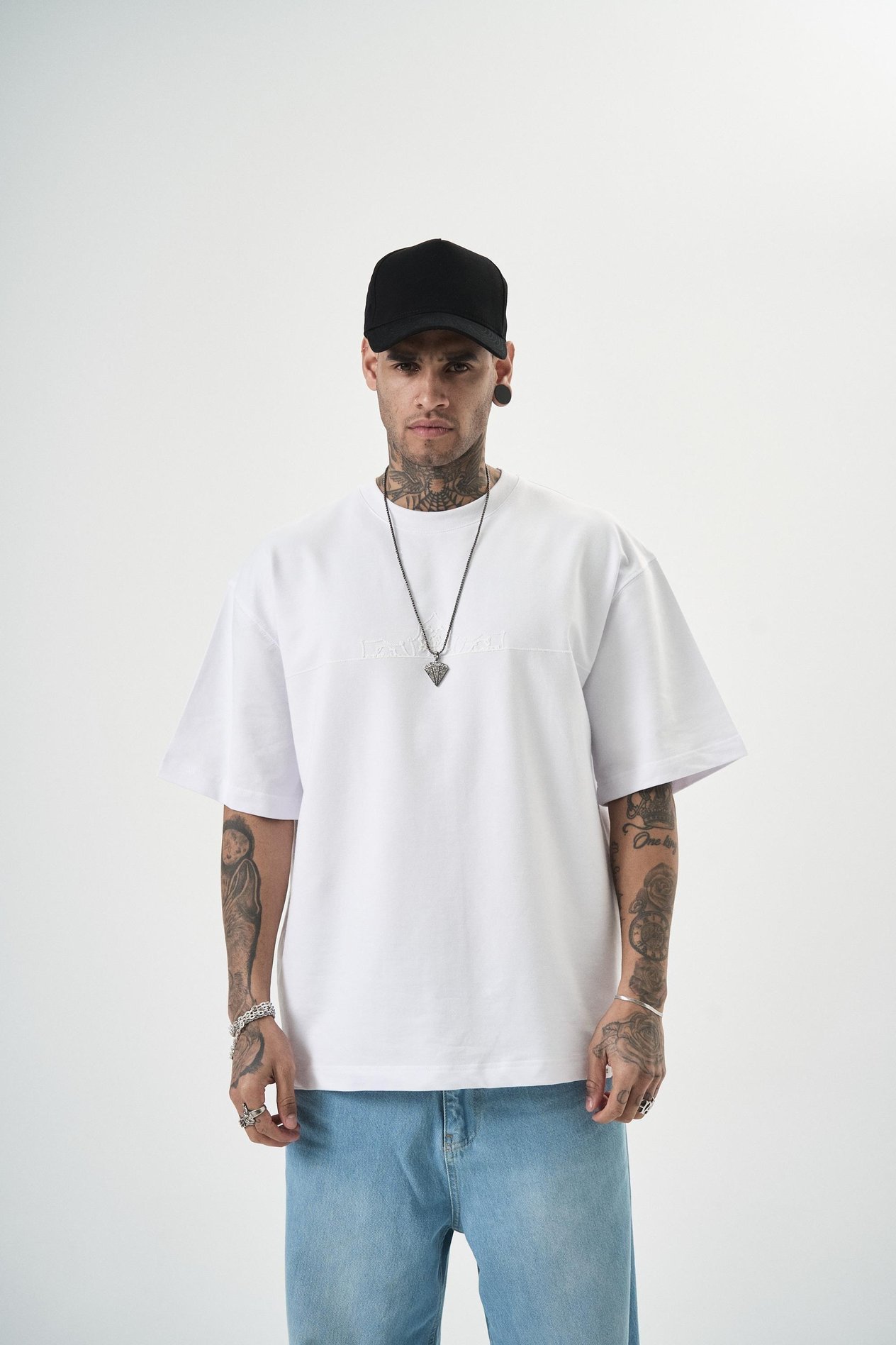 Ottomans Nakış Detaylı Oversize T-shirt Beyaz
