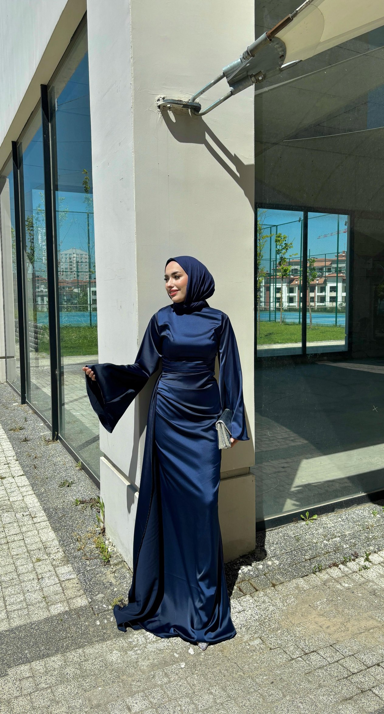 Zeyna Abiye Lacivert