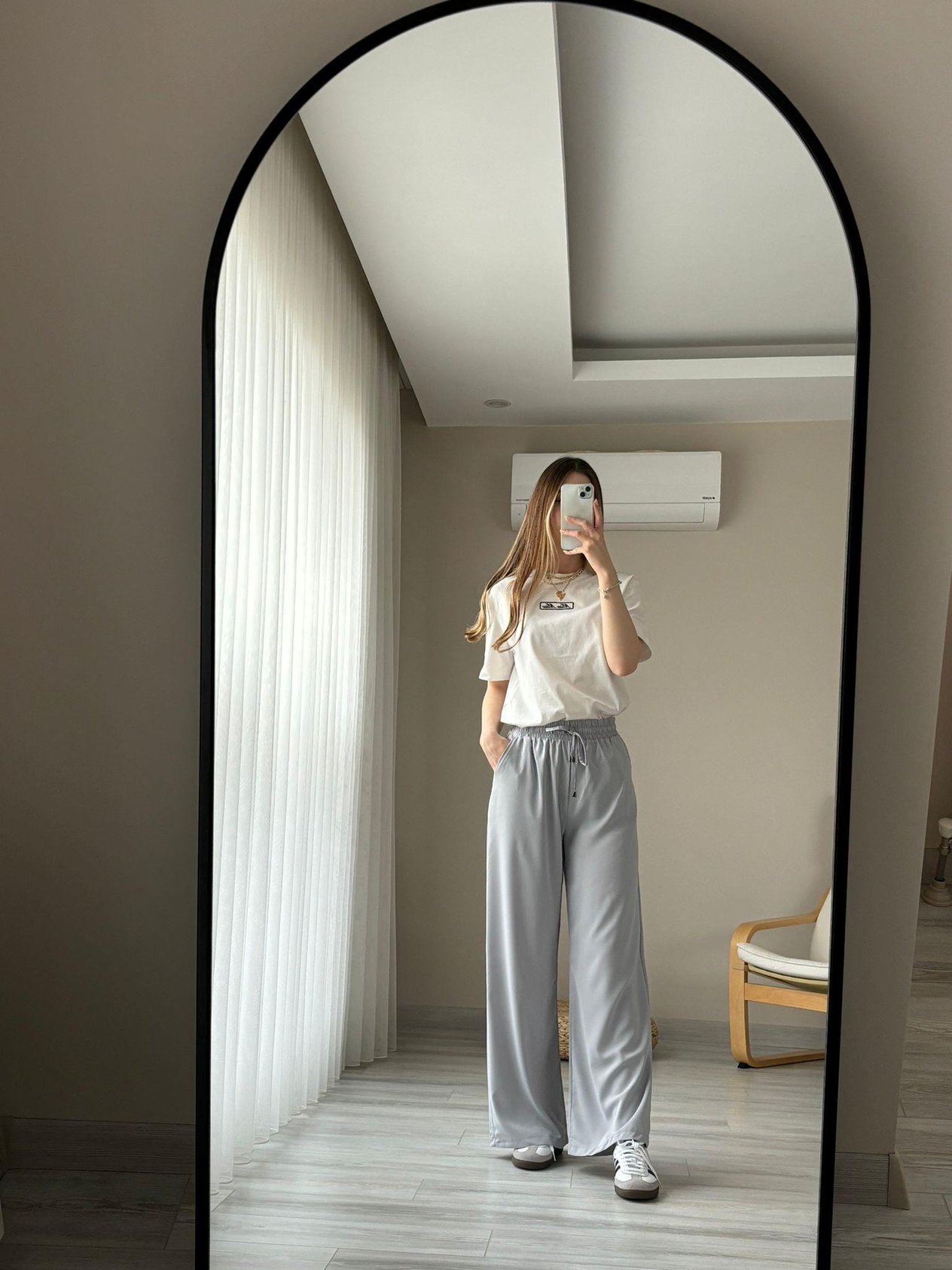 Ekru Orjinal Marka Basic Tişört