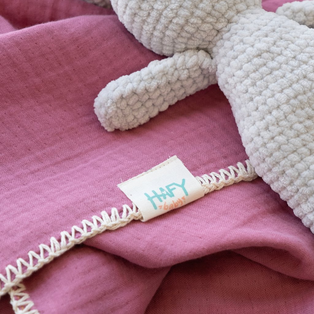 Hafy Baby %100 Organik Pamuklu Pembe Çoban Dikiş Detaylı 4 Katlı Müslin Battaniye