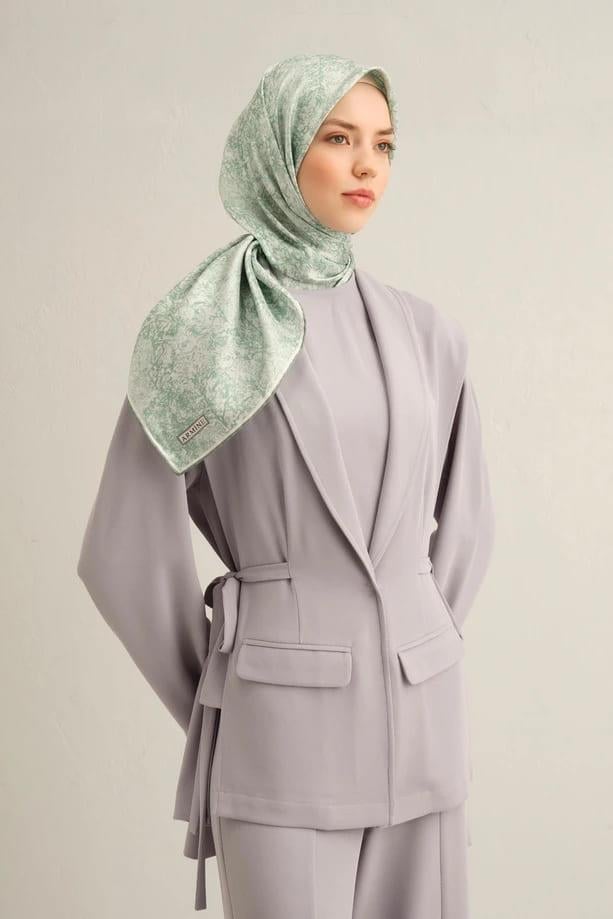 ARMİNE DESENLİ SAF İPEK TWİLL EŞARP 9311