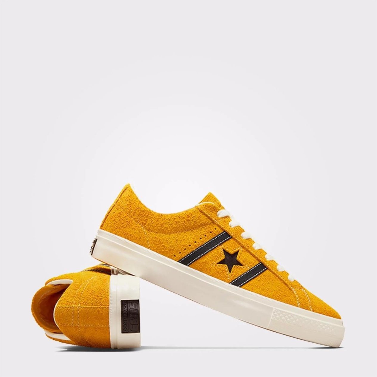 ONE STAR ACADEMY PRO SUEDE - A06425C.740