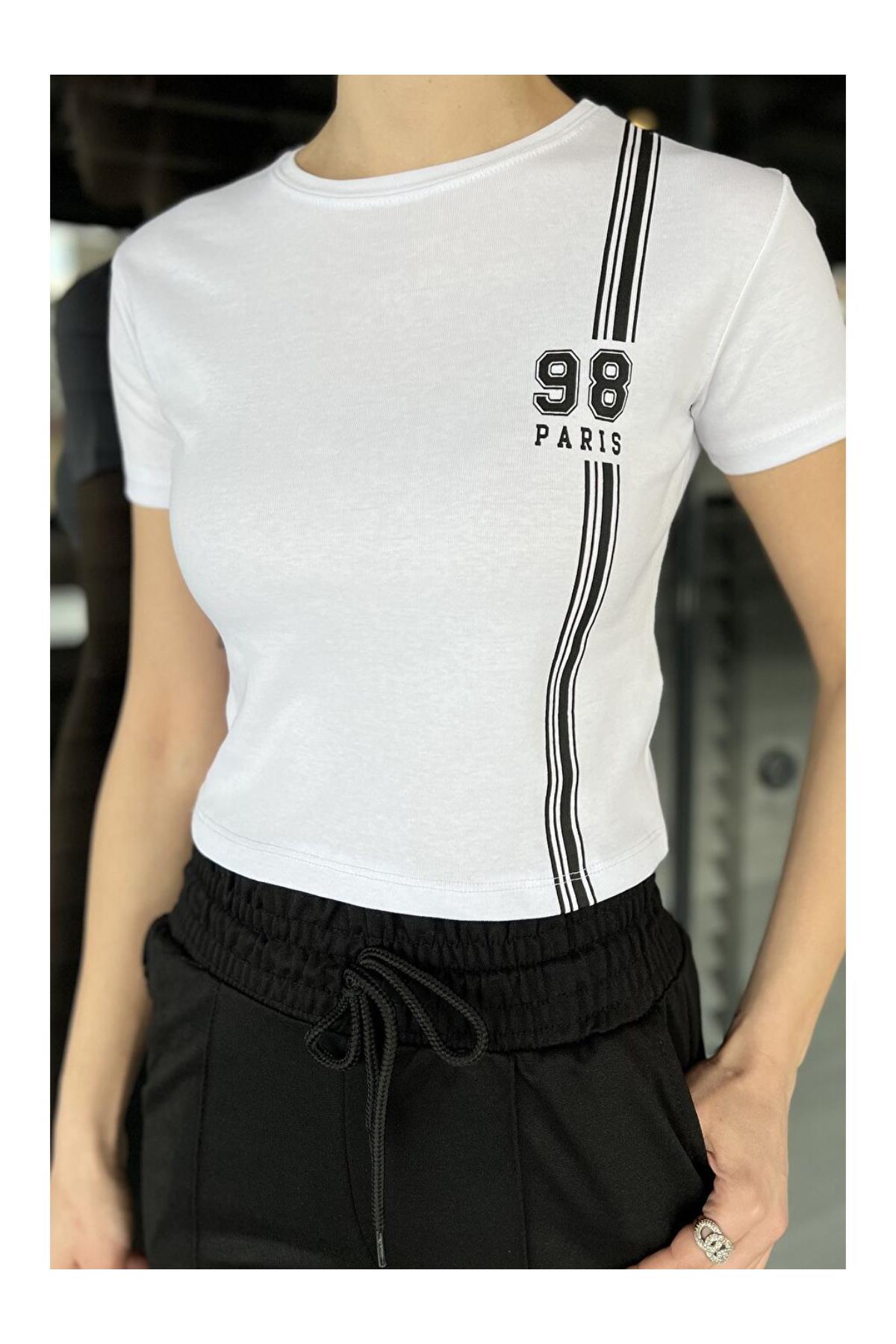 98 Paris Baskılı Crop TshirtKADIN T-SHİRT